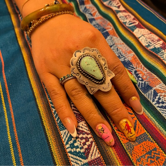 Large women’s statement ring 925 silver and authentic turquoise size 7 1/4 - Picture 2 of 3